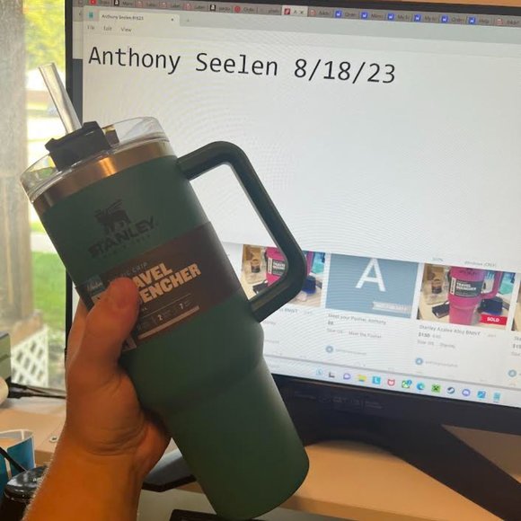 BNWT 40oz Tidepool Stanley - Picture 1 of 1